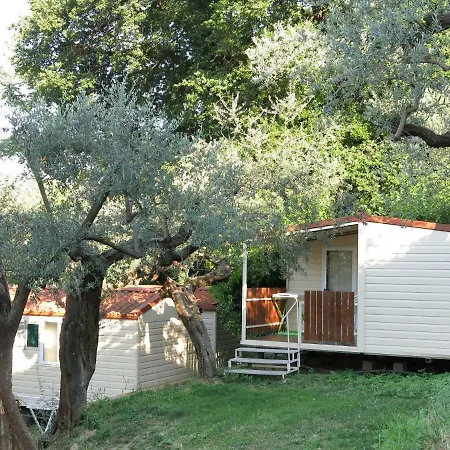 Dom wakacyjny Locazione Turistica Villaggio Europe Garden *